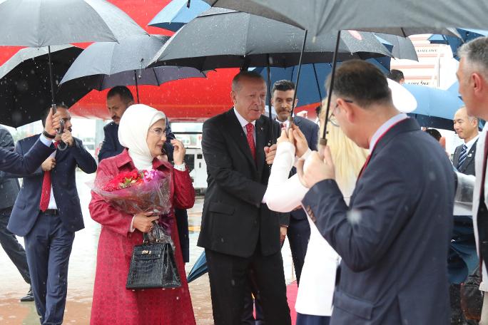 الرئيس التركي رجب طيب اردوغان وزوجته امينة اردوغان
